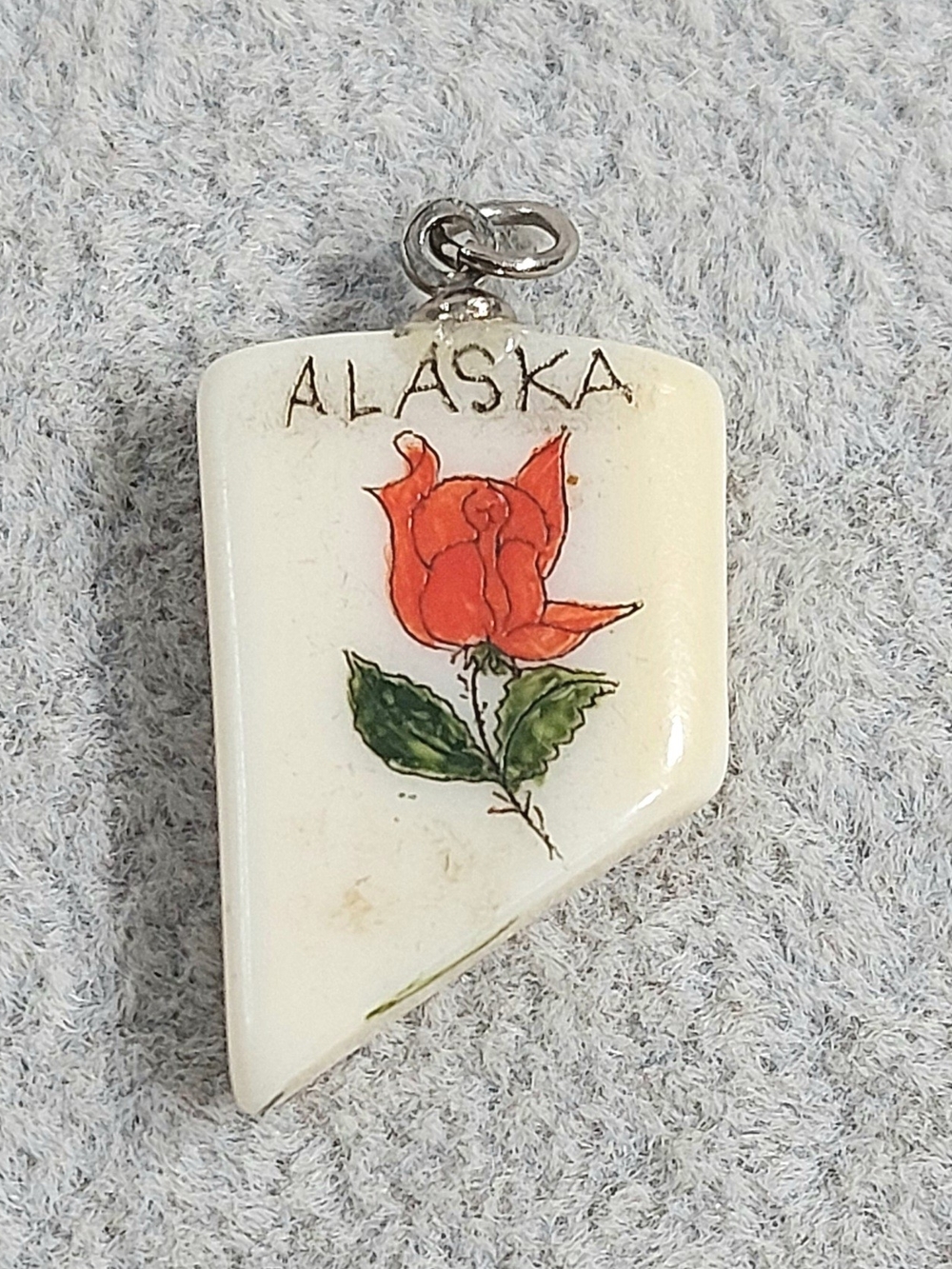 Vintage Alaska Souvenir Rose Pendant Charm Necklace Piece Pendant Charm
